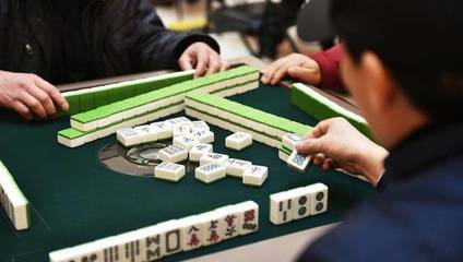 买个手机麻将挂多少钱合适(买个手机麻将挂多少钱合适呢)